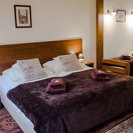 Royal Route 29 Comfort Rooms Krakau Exterior foto