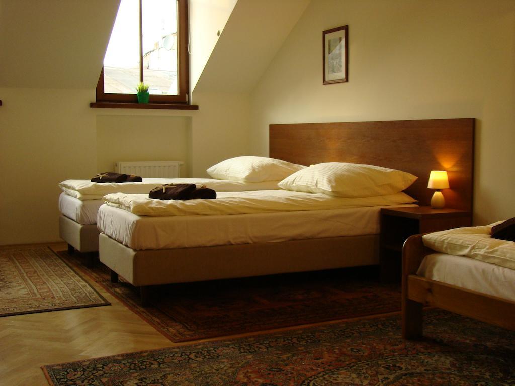 Royal Route 29 Comfort Rooms Krakau Zimmer foto