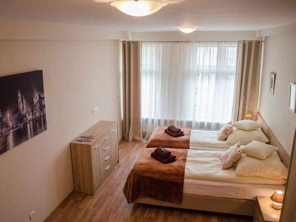 Royal Route 29 Comfort Rooms Krakau Exterior foto