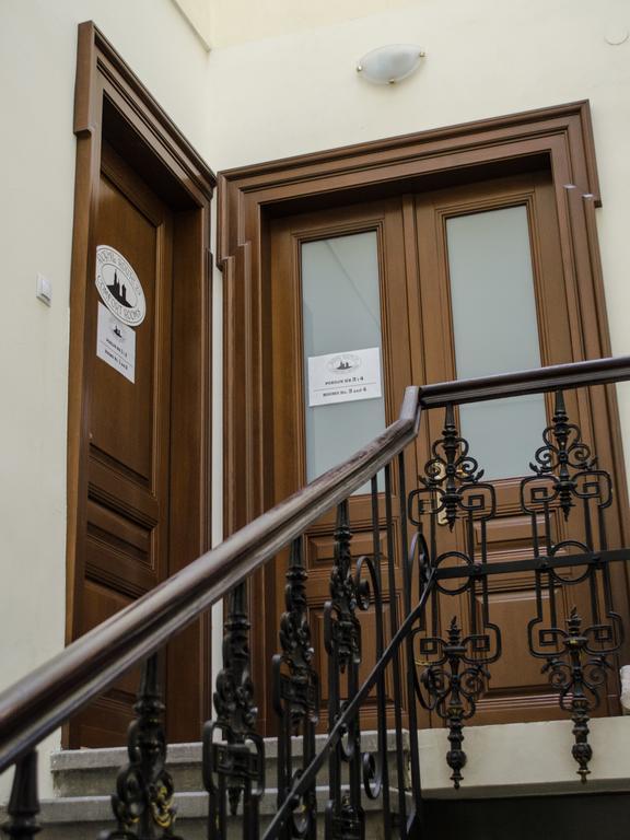 Royal Route 29 Comfort Rooms Krakau Exterior foto