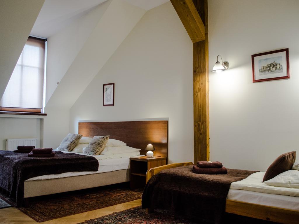 Royal Route 29 Comfort Rooms Krakau Exterior foto