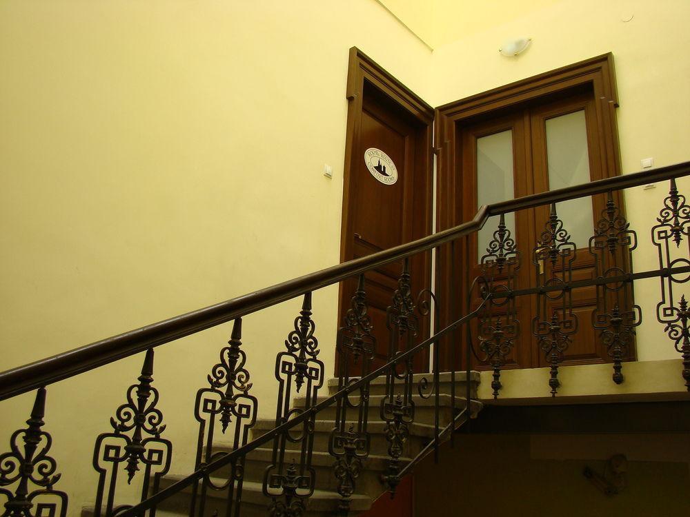 Royal Route 29 Comfort Rooms Krakau Exterior foto