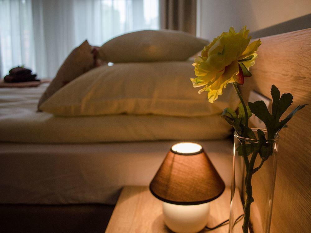 Royal Route 29 Comfort Rooms Krakau Exterior foto