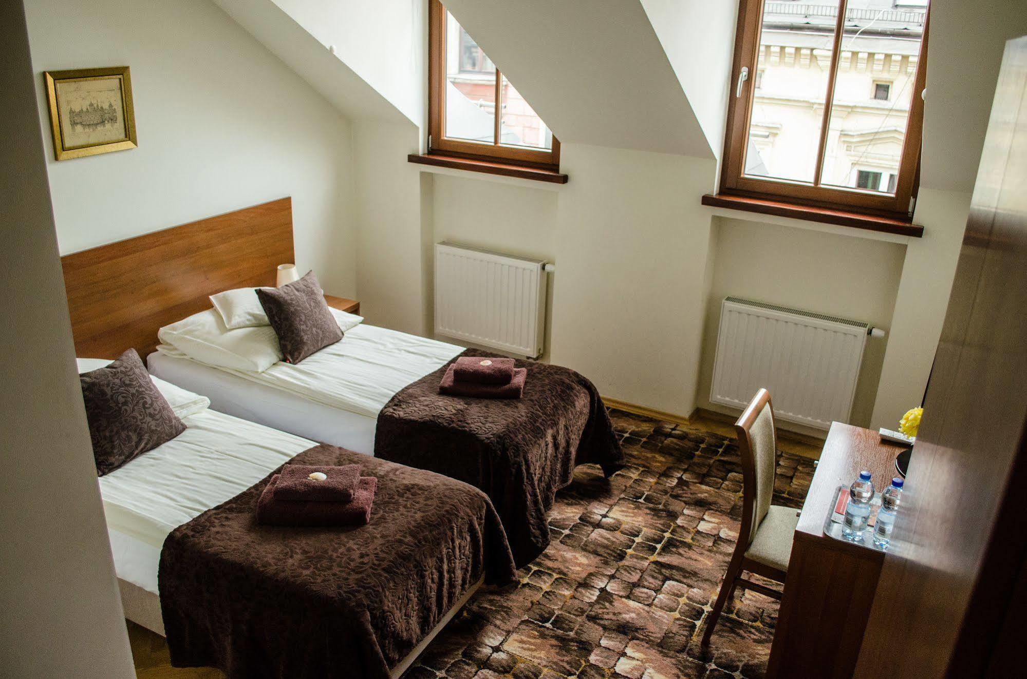 Royal Route 29 Comfort Rooms Krakau Exterior foto